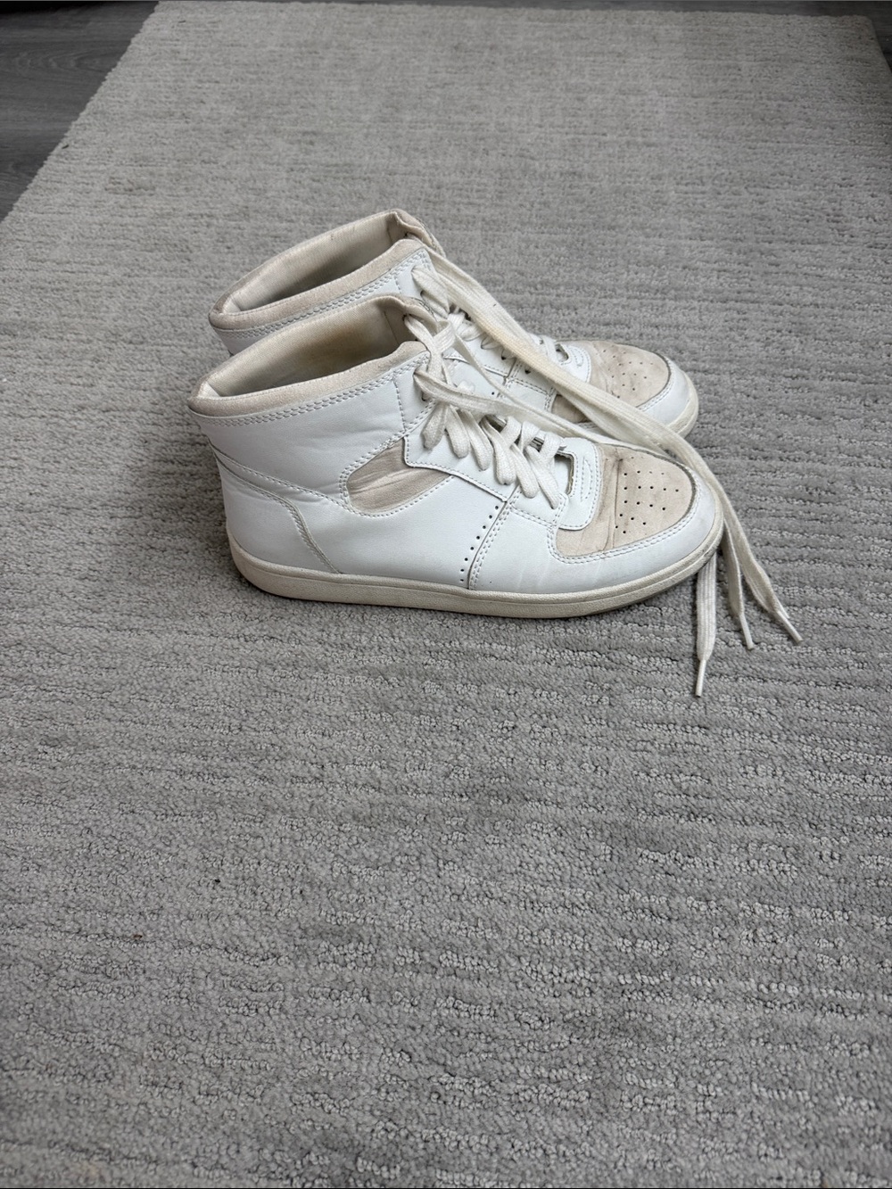 Universal Thread Women's White High-Top Sneakers